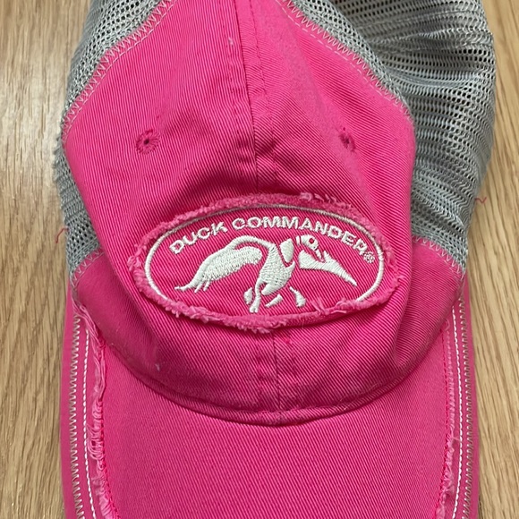 Woman’s, Duck Commander, Hat - Picture 2 of 6